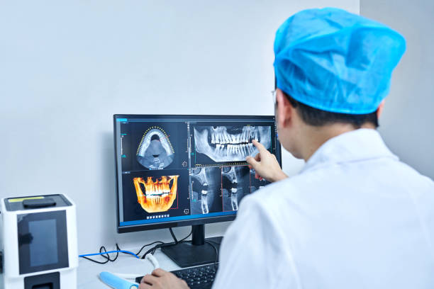 Best Mobile Emergency Dentist in The Galena Territory, IL